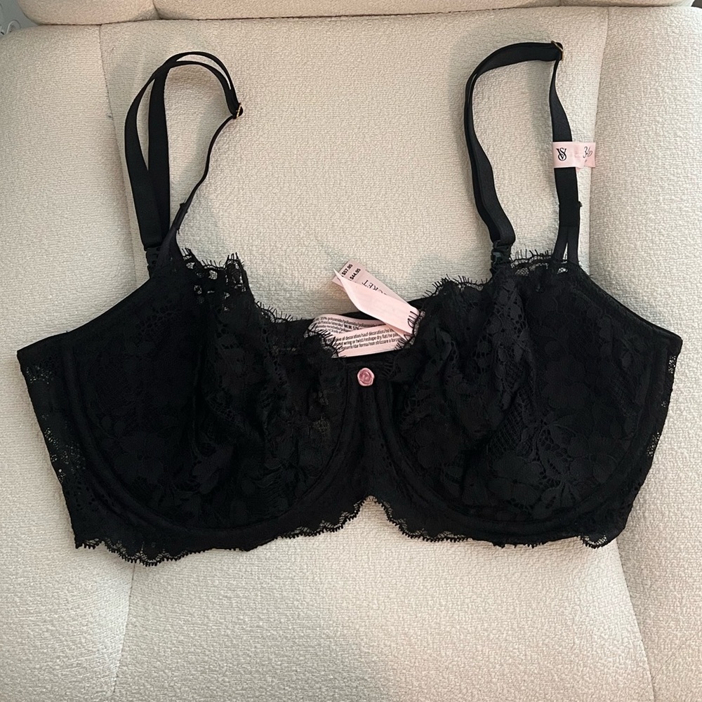 Victoria's Secret Black Lace Underwire Bra